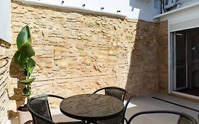 Beautiful Restored House With Terrace